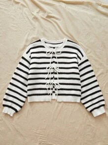 Travachic Áo len cardigan dài tay thắt nơ cổ tròn rộng rãi cho nữ, trang trí nơ, mùa thu cho nữ, áo dài tay - Đen và trắng - Xem 3