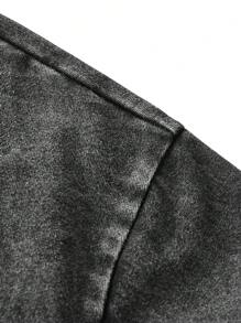 Manfinity VCAY 男士休闲针织印花酸洗修身落肩圆领短袖T恤，适合夏季日常穿着 - 黑色 - 查看 4