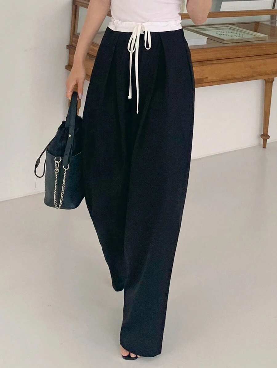 DAZY 女式撞色缝线腰带长裤 - 黑與白 - 查看 1