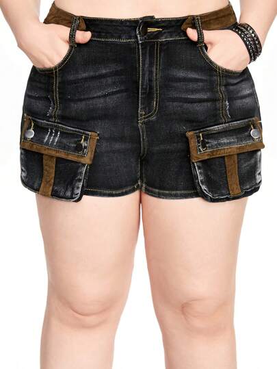 Grunge Punk Short en jean avec décorations de poches, grande taille pour femme