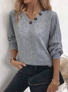 SHEIN Clasi 百搭V领毛衣，饰有纽扣，欧美休闲风格，秋冬针织套头衫 - 灰色 - 查看 5
