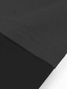 Manfinity Dauomo Men's Casual Skull & Letter Print Colorblock Long Sleeve Mock Layer T-Shirt, Spring Autumn, Fall