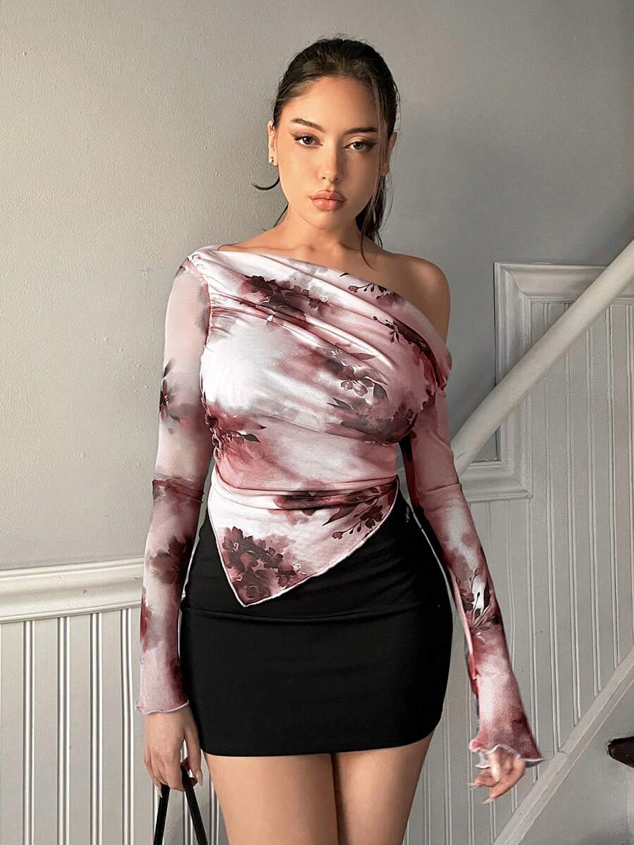 Firerie Women's Floral Print Long Sleeve Asymmetrical Hem T-Shirt, Spring Summer - Multicolor - View 1