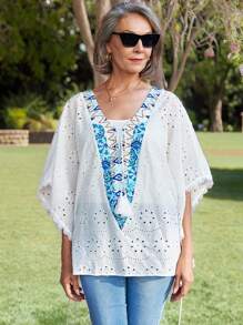 SHEIN LUNE Contrast Graphic Print Tie Front Eyelet Embroidery Top For Summer Vacation - White - View 1