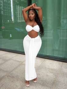 Slaydiva 2 pièces Top bandeau et jupe maxi texturée à volants et taille haute pour femme, tenue tout en blanc, pour vacances et fête sur la plage