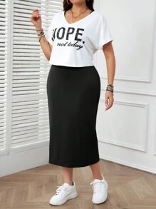 SHEIN LUNE 2pcs Plus Size Women's Printed Asymmetrical Neck Top & Sleeveless Solid Color Dress Set, For Summer Skirt Two Pieces Set - Black - View 5