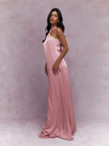 MISSGUIDED Metal Detail Satin Halter Neck Flowy Maxi Dress - Pink - View 5