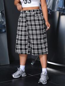 SHEIN ICON Plus Size Women's Plaid Wide Leg Loose Six-Point Jeans With Pockets