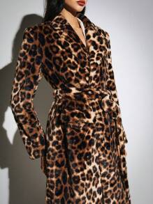 Poéselle 女式长袖前开豹纹蓬松休闲宽松夹克外套，蓬松豹纹羊毛厚重外套，秋冬服装，Mobwife Core，FW24 - 摩卡棕 - 查看 3