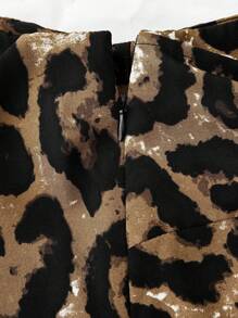 Franclia Women's Leopard Print Simple Daily Wear Shorts - Brown - View 6