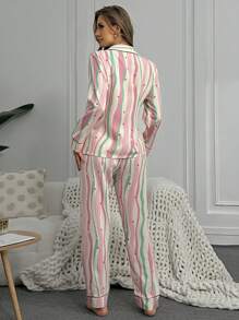 SHEIN Bộ đồ ngủ Dopamine sọc hình trái tim dành cho nữ, áo dài tay có túi cài nút ve áo và quần dài thoải mái, rộng rãi, phù hợp mặc trong mùa lễ, quần áo thu đông - Nhiều màu - Xem 2