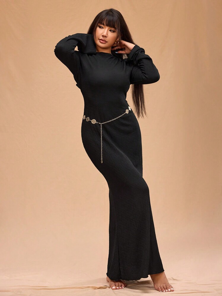 Forever 21 Plus Size Women's Elegant Open-Back Long Sleeve Knit Dress, Fall/Winter - Black - View 3