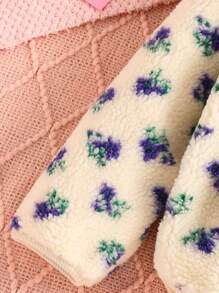 SHEIN Young Girl Plus Fleece Thick Textured Hooded Jacket With Cute Ear Design - Beige - View 4