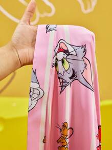 TOM & JERRY X SHEIN Plus Size Striped And Cartoon Graphic Pink Drop Shoulder Belted Robe