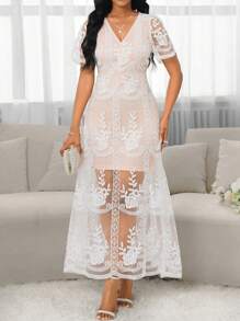 SHEIN Lady Four Season  Women's White Lace Trim V-Neck Fall Women Dresses  Cruise Women Outfits  Fall Wedding Guest Dress  Dark Academia   Long Holiday Summer Dress - White - View 5