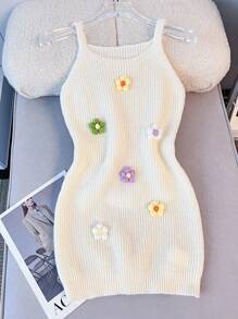 SHEIN Vestido de punto de cami con decoración floral 3D hecha a mano, ajustado para niña preadolescente