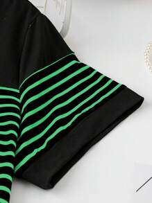 SHEIN LUNE 大码条纹印花圆领短袖 T 恤，夏季 - 綠色 - 查看 3