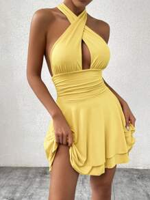Allurite 夏季性感露背挂脖迷你连衣裙 - 黃色 - 查看 1
