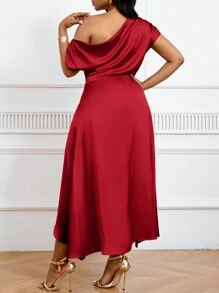 SHEIN Lady Váy mùa xuân, mùa hè, mùa thu và mùa đông cỡ lớn dệt satin màu đỏ chéo vai eo viền bất đối xứng màu đỏ cỡ lớn váy cho phụ nữ váy dự tiệc cưới thanh lịch cho phụ nữ quần áo mùa thu cho phụ nữ thường ngày halloween - Đỏ - Xem 3