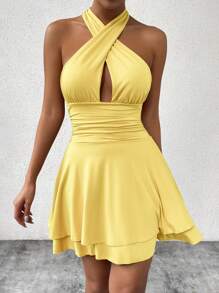 Allurite 夏季性感露背挂脖迷你连衣裙 - 黃色 - 查看 3
