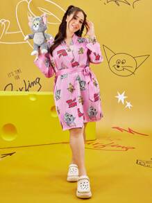 TOM & JERRY X SHEIN Plus Size Striped And Cartoon Graphic Pink Drop Shoulder Belted Robe