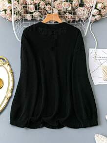 SHEIN LUNE Femmes grande taille Cardigan casual en tricot à col en V, broderie de marguerite, simple boutonnage, manches lanternes, couleur unie. Automne/Hiver