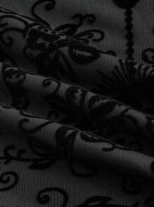 ROMWE Goth 复古哥特式植绒和花卉网眼撞色系带腰女式连衣裙，适合新年 - 黑色 - 查看 3