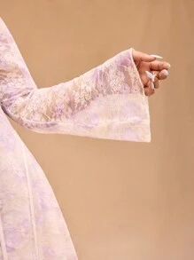 Forever 21 大码女式蕾丝花卉印花浪漫约会夜喇叭袖连衣裙 - 彩色 - 查看 5