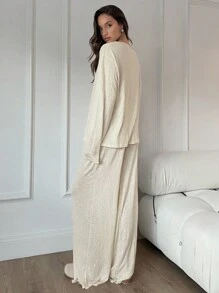 SHEIN Essnce 2 件装秋季新款休闲宽松喇叭阔腿裤女士套装 - 杏色 - 查看 2