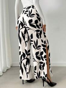 Chiquease Quần nghỉ mát thông thường có đường xẻ bên hông in toàn bộ - Màu be - Xem 2