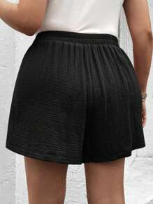 SHEIN LUNE Plus Size Pink High Waist Elastic Women Black Shorts With Pockets Fall Comfortable Breathable Texture Casual Shorts Black Shorts - Black - View 2
