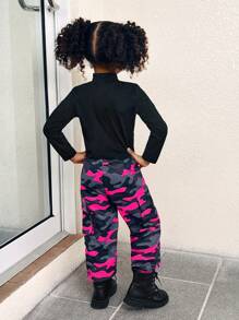 SHEIN Explorewe 年轻女孩 2 件套：黑色立领长袖图案 T 恤 + 迷彩工装口袋慢跑裤，适合秋季、冬季、休闲、派对、学校、生日、野餐、与姐妹搭配 - 彩色 - 查看 2