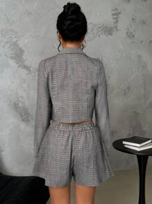 SHEIN LUNE 格紋翻領長袖鈕扣上衣和短褲套裝 - 彩色 - 查看 2