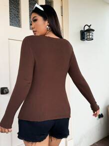 Flirla 大码纯色心形领口前开襟纽扣长袖休闲毛衣，适合冬季秋季穿着。 - 杏色 - 查看 2