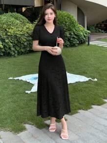 DAZY Black Lace V-Neck Waist-Cinched Fishtail Dress For Women Sundress - Black - View 2