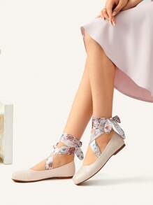 CUCCOO CHICEST Giày đế vuông có dây buộc in hoa thông thường dành cho nữ Halloween - trắng - Xem 7