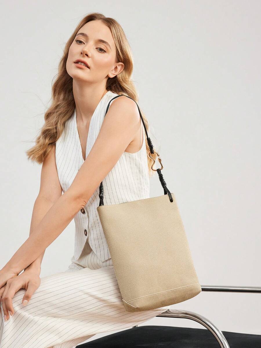 MOTF PREMIUM TÚI ĐEO ĐÈN ĐI ĐƠN GIẢN CHO NỮ - màu đen - Xem 1