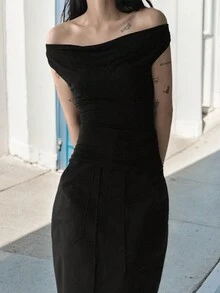 Women's Elegant Solid Color Off Shoulder Sleeveless T-Shirt, Summer - Black - View 4