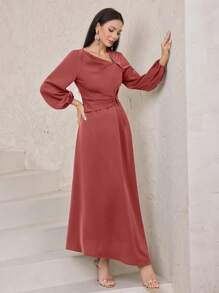 Modelyn Robe femme avec manches lanternes et col asymétrique, robe de soirée élégante pour événements
