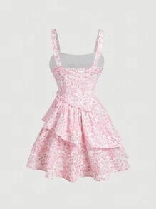 SHEIN MOD Vestido de tirantes con doble capa de volantes y fruncido con estampado floral de pétalos pequeños para mujer de talla grande para vacaciones