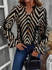 EMERY ROSE Women's Spring & Summer V-Neck Long Sleeve Printed Herringbone Shirt - Khaki - View 6