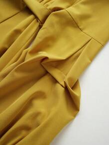 EMERY ROSE Của phụ nữ Tay áo lồng đèn Cổ chữ V Đầm - Màu vàng - Xem 3