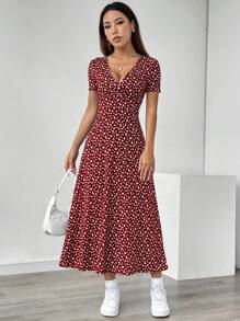 SHEIN Unity Ladies' V-Neck Ditsy Floral Short Sleeve Casual Summer Dress (Random Cut) Maxi Women Outfit - Multicolor - View 5