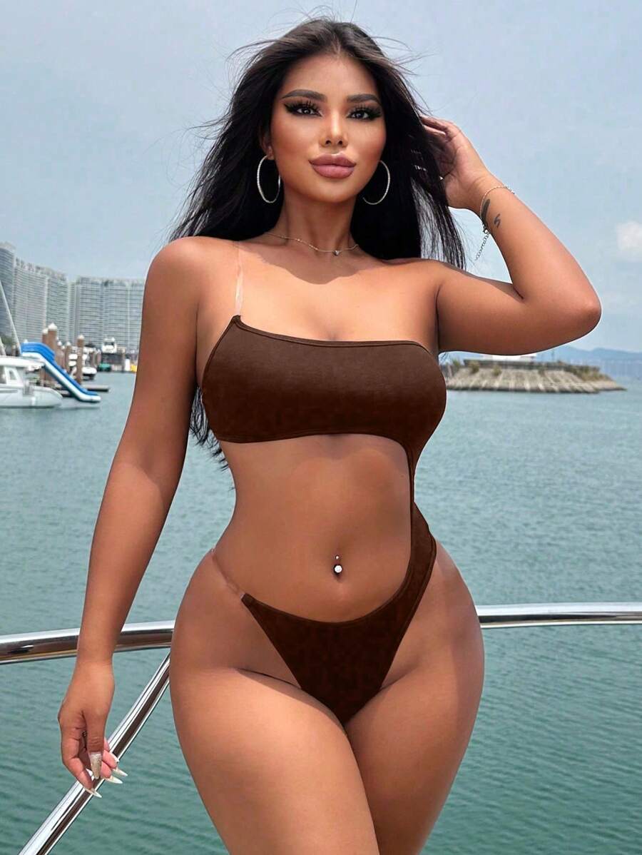 VaVaBold Solid Color Asymmetrical Neckline Sexy Sleeveless Waist Hollow Bodysuit