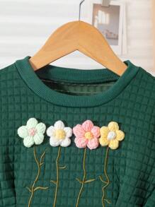 SHEIN Girls' Green Floral Embroidered Dress, Warm & Sweet, This Dress Features A Green Color Tone With 3D Floral Embroidery On The Chest, In A Warm And Sweet Style. The Relaxed Design Allows The Child To Wear It Comfortably, Suitable For Daily Casual Wear And Outdoor Activities, Making It A Perfect Choice For Autumn And Winter Outfits. - Dark Green - View 3