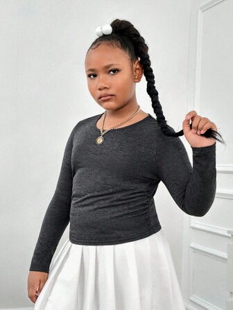 SHEIN Tween Girls Extended Size Daily Casual Round Neck Solid Color Long Sleeve Fitted Blouse