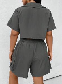 Flirla 2 件大码女式纯色休闲短袖上衣和短裤套装 - 深灰色 - 查看 2