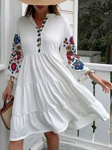 EURMUSE Embroidery Tassel V-Neck Short Dress - Multicolor - View 6