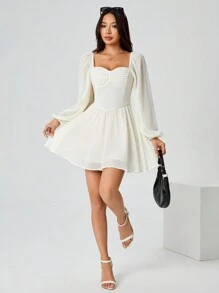 SHEIN PETITE 秋季春假连衣裙带袖甜心领灯笼袖褶皱胸围连衣裙 - 白色 - 查看 2