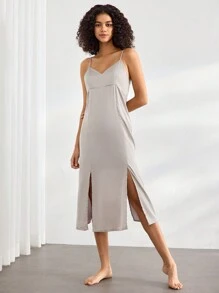 Ocili Ocili Camisón de tirantes finos con brillo satinado de seda